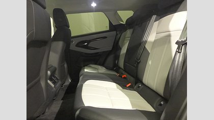 Range Rover Evoque 26