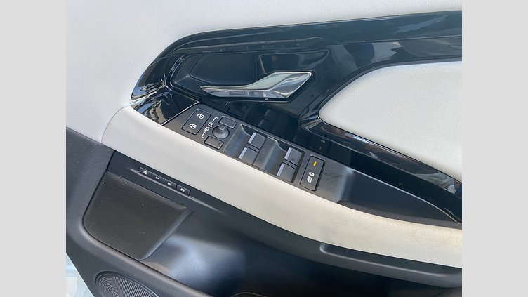 2024 認定中古車 Land Rover Range Rover Evoque アロイオスグレイ P200（ガソリン） スタンダードホイールベース DYNAMIC SE