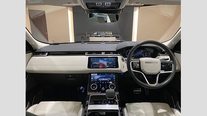 Range Rover Velar 3