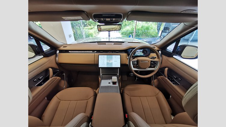 2024 認定中古車 Land Rover Range Rover アイシーホワイト - グロスフィニッシュ 615 AWD（AT） スタンダードホイールベース SV