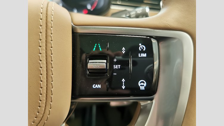 2024 認定中古車 Land Rover Range Rover アイシーホワイト - グロスフィニッシュ 615 AWD（AT） スタンダードホイールベース SV