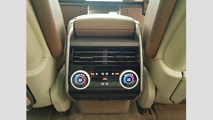 Range Rover 26