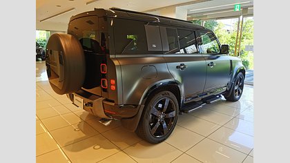 Defender 110 13