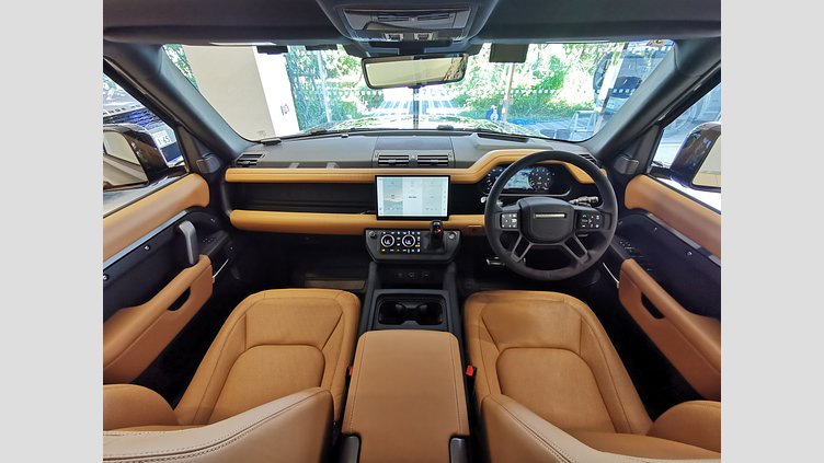 2023 認定中古車 Land Rover Defender 110 カルパチアングレイ P525 AWD (AT) V8 CARPATHIAN EDITION