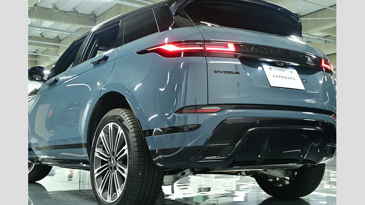 2024 認定中古車 Land Rover Range Rover Evoque トライベッカブルー P250（ガソリン） スタンダードホイールベース DYNAMIC HSE