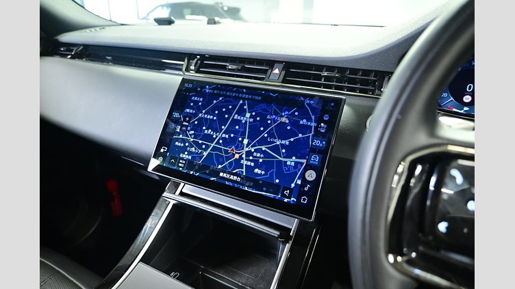 2024 認定中古車 Land Rover Range Rover Evoque トライベッカブルー P250（ガソリン） スタンダードホイールベース DYNAMIC HSE