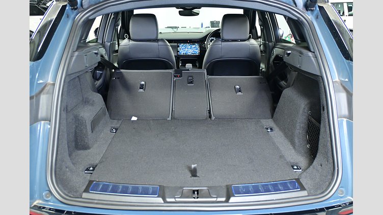 2024 認定中古車 Land Rover Range Rover Evoque トライベッカブルー P250（ガソリン） スタンダードホイールベース DYNAMIC HSE