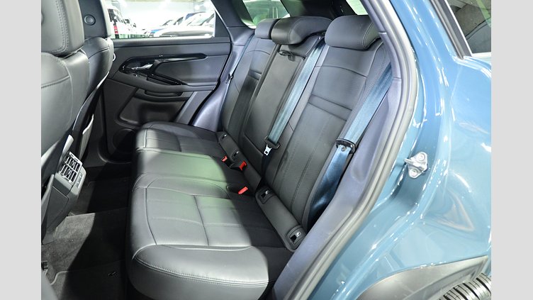 2024 認定中古車 Land Rover Range Rover Evoque トライベッカブルー P250（ガソリン） スタンダードホイールベース DYNAMIC HSE