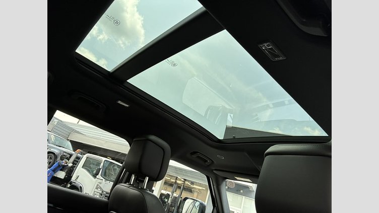2025 認定中古車 Land Rover Defender 110 サントリーニブラック D350 ディーゼルマイルドハイブリッド X-Dynamic HSE