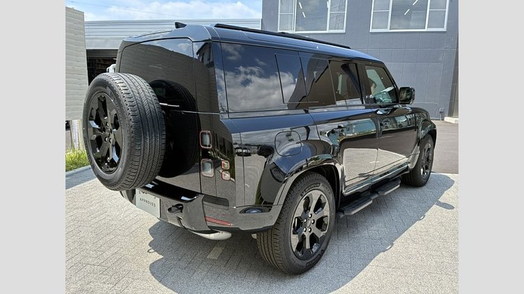 2025 認定中古車 Land Rover Defender 110 サントリーニブラック D350 ディーゼルマイルドハイブリッド X-Dynamic HSE