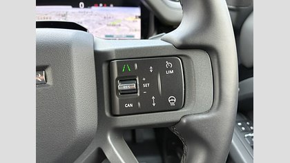 Defender 110 23