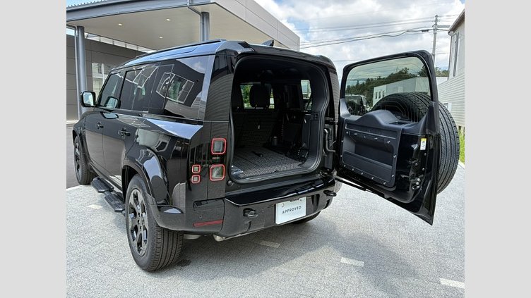 2025 認定中古車 Land Rover Defender 110 サントリーニブラック D350 ディーゼルマイルドハイブリッド X-Dynamic HSE