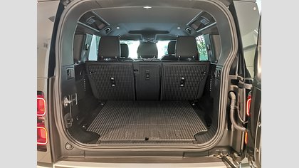 Defender 110 14