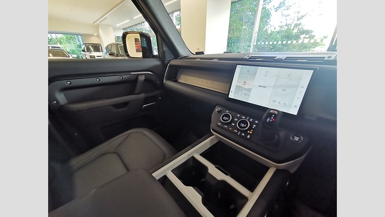 2024 認定中古車 Land Rover Defender 110 カルパチアングレイ D350 ディーゼルマイルドハイブリッド S