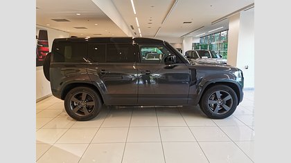 Defender 110 12