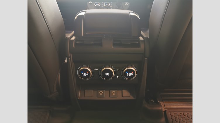2024 認定中古車 Land Rover Defender 110 カルパチアングレイ D350 ディーゼルマイルドハイブリッド S