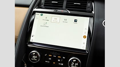 E-Pace 31