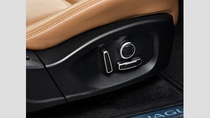 E-Pace 18