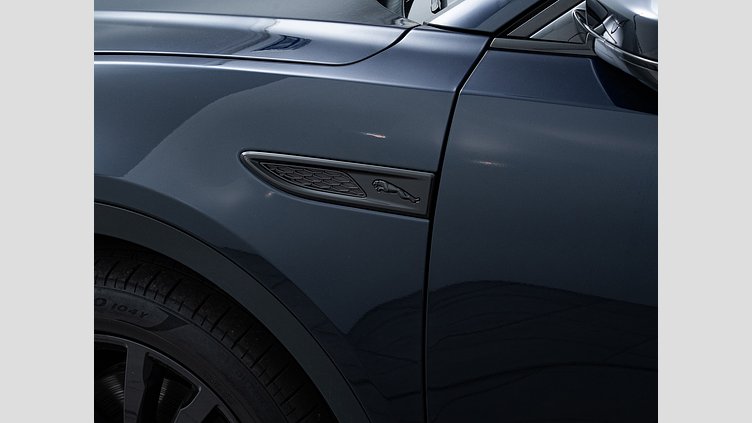 2021 認定中古車 Jaguar E-Pace Portofino Blue P200 AWD（オートマチック） S
