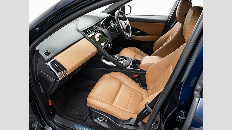 2021 認定中古車 Jaguar E-Pace Portofino Blue P200 AWD（オートマチック） S