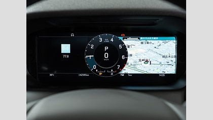 Discovery Sport 12