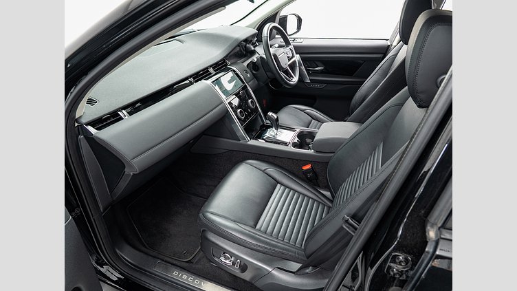 2020 認定中古車 Land Rover Discovery Sport サントリーニブラック P200 AWD（オートマチック） SE　P200　7人乗り