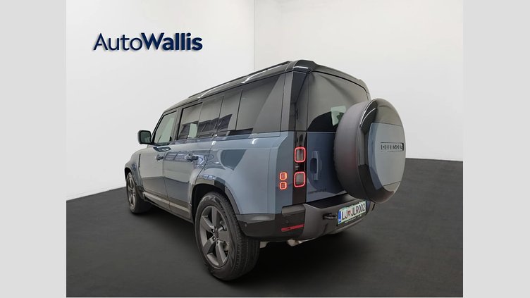 2025 Rabljena vozila Land Rover Defender 110 Tasman Blue D250 AWD AUTOMATIC MHEV X-DYNAMIC HSE 