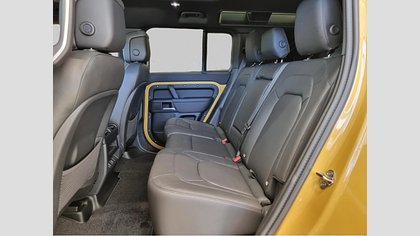 Defender 110 8
