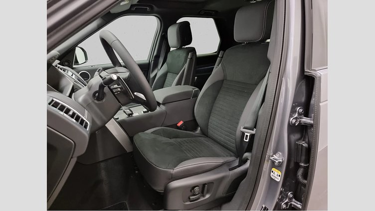 2025 Rabljena vozila Land Rover Discovery Eiger Grey D250 AWD AUTOMATIC MHEV DYNAMIC SE 