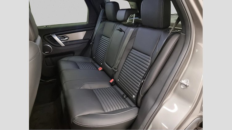 2025 Rabljena vozila Land Rover Discovery Sport Silicon Silver D165 AWD AUTOMATIC MHEV DYNAMIC SE 