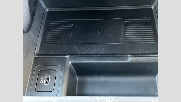 2025 認定中古車 Land Rover Range Rover Velar ヴァレジネブルー D200マイルドハイブリッド（ディーゼル） スタンダードホイールベース Autobiography