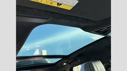 Range Rover Velar 23