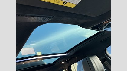 Range Rover Velar 24