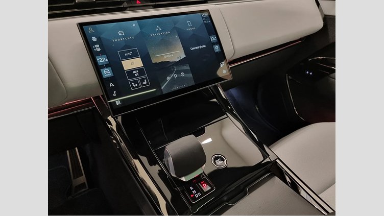 2026 Rabljena vozila Land Rover Range Rover Sport Fuji White P460e AWD AUTOMATIC PHEV DYNAMIC SE 