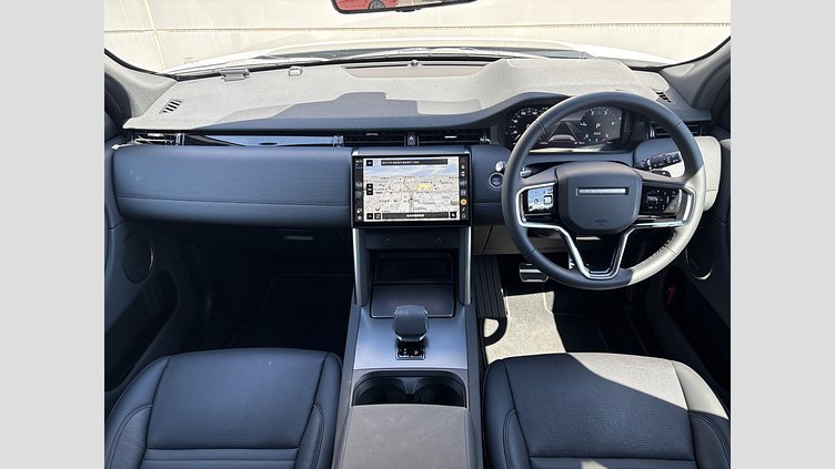 2025 認定中古車 Land Rover Discovery Sport Fuji White 2.0 litre i4D​ Dynamic S D200