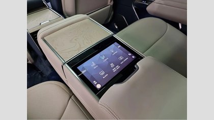Range Rover 12