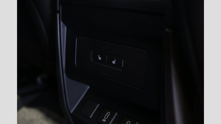 2026 Ny Land Rover Defender 110 Santorini Black Bensin Laddhybrid X-Dynamic SE