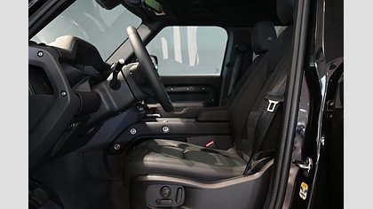 Defender 110 13