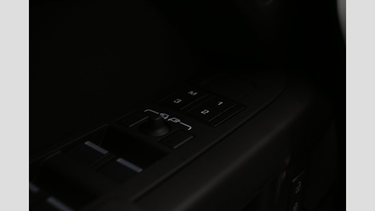 2026 Ny Land Rover Defender 110 Santorini Black Bensin Laddhybrid X-Dynamic SE