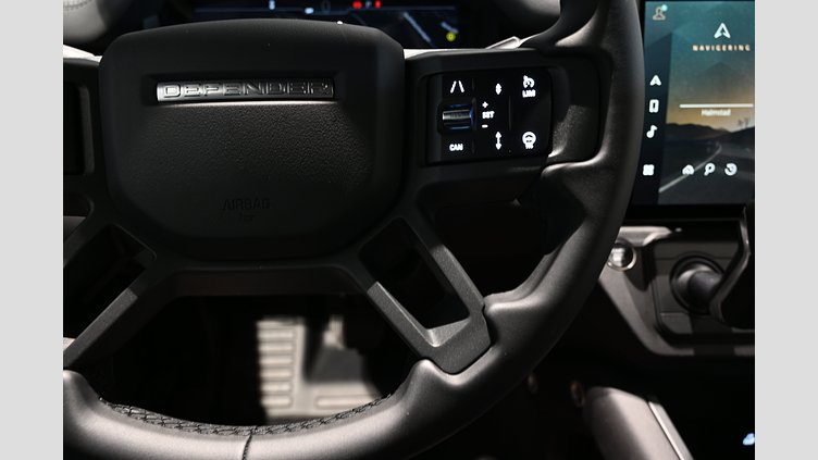 2026 Ny Land Rover Defender 110 Santorini Black Bensin Laddhybrid X-Dynamic SE