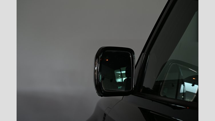 2026 Ny Land Rover Defender 110 Santorini Black Bensin Laddhybrid X-Dynamic SE