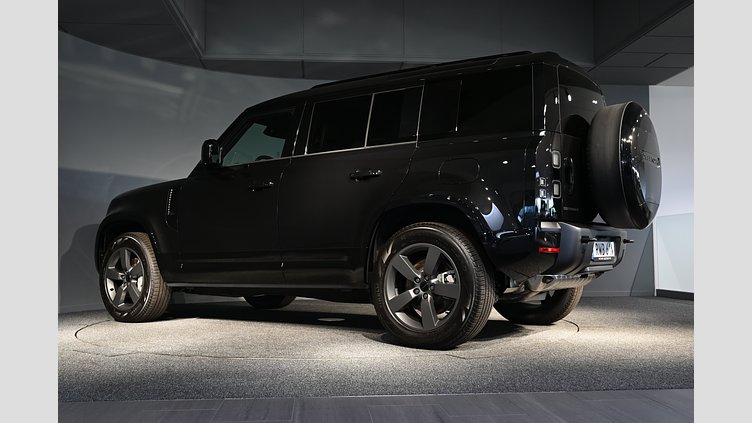 2026 Ny Land Rover Defender 110 Santorini Black Bensin Laddhybrid X-Dynamic SE