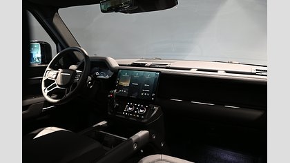 Defender 110 12