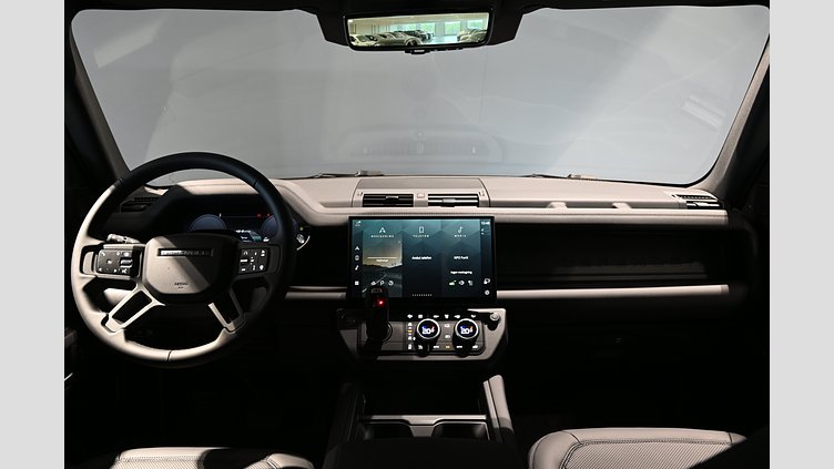 2026 Ny Land Rover Defender 110 Santorini Black Bensin Laddhybrid X-Dynamic SE
