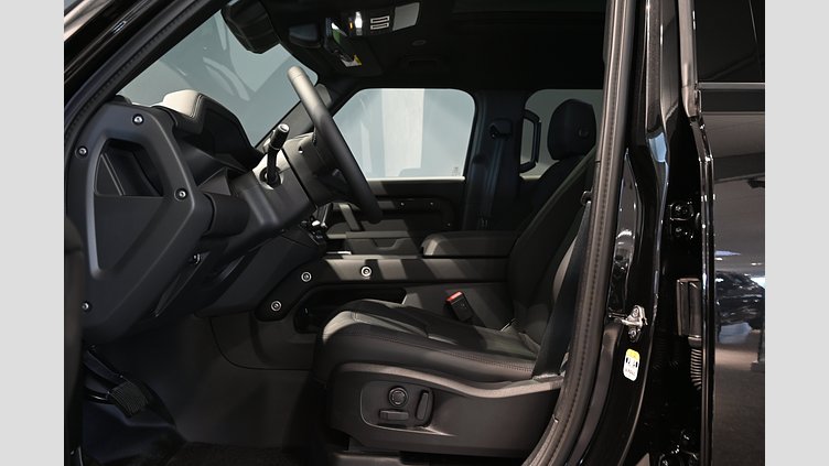 2026 Ny Land Rover Defender 110 Santorini Black Bensin Laddhybrid X-Dynamic SE