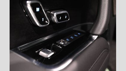 Range Rover 22