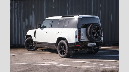 Defender 110 4