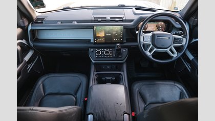 Defender 110 8