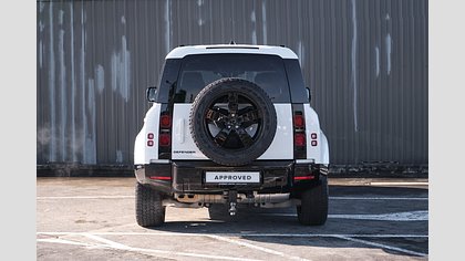 Defender 110 9