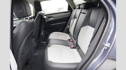 Range Rover Velar 4